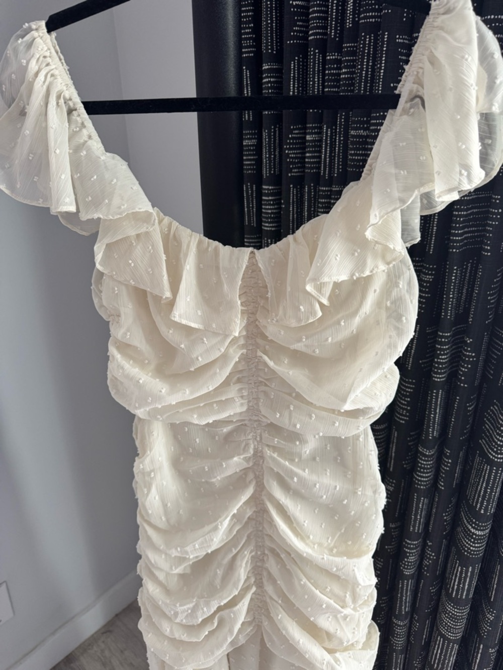 ASTR the Label Ivory White Devereaux Ruffle Ruched Flowy Mermaid Midi Dress LRG - Picture 4 of 13